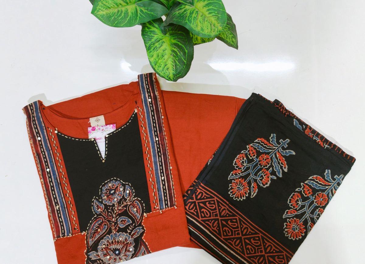 Dabu cotton three piece kurti set