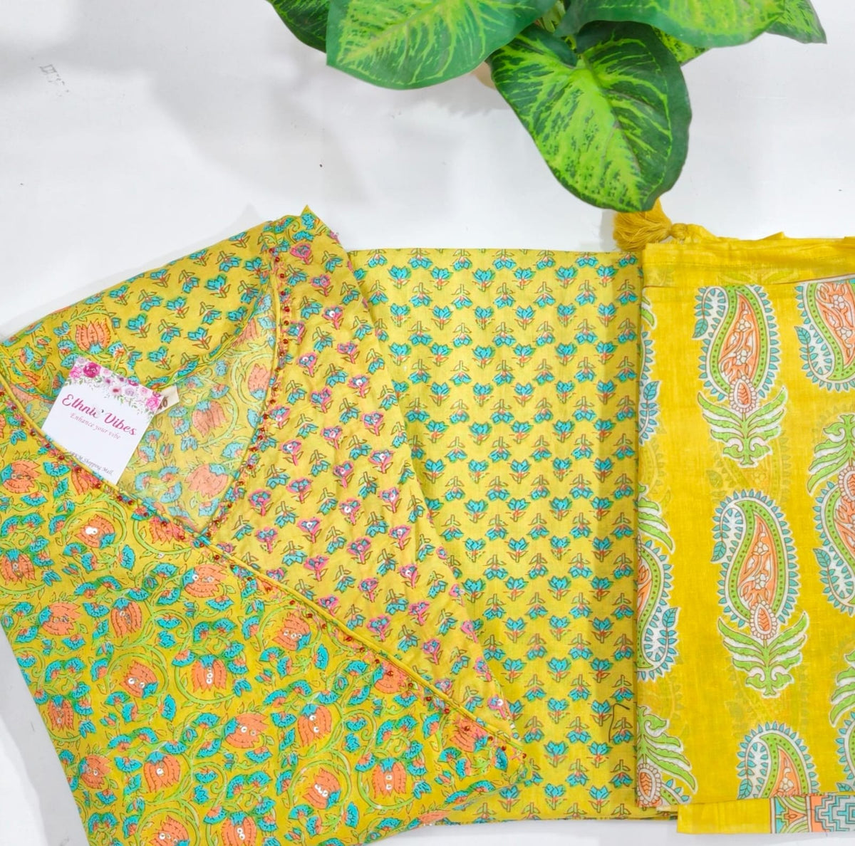 Golden Yellow 60s Cotton Anghrakha Anarkali Set