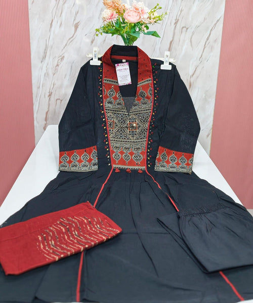 ✨ Premium Black  60's Cotton A-Line Kurti Set ✨