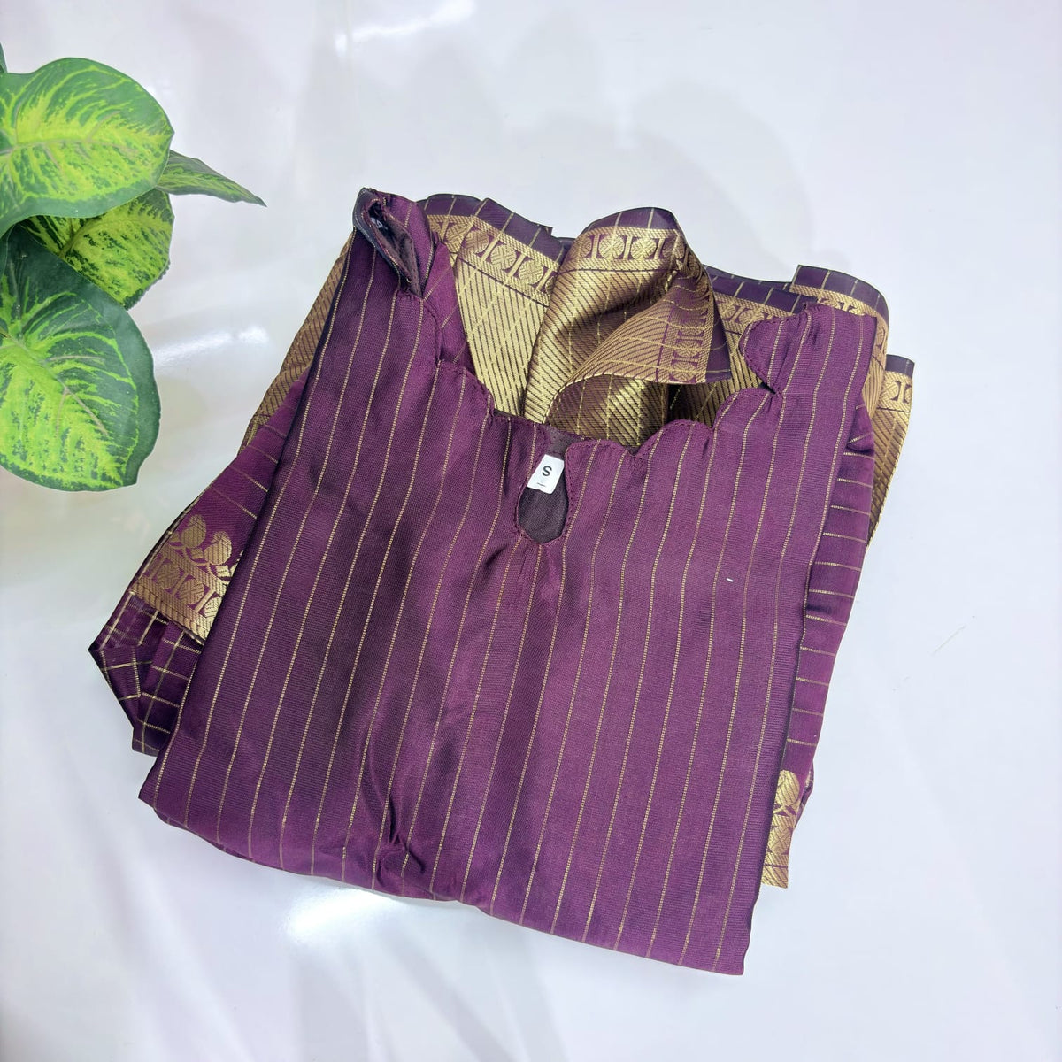 Scallop Neck Zari Border Checked Frock