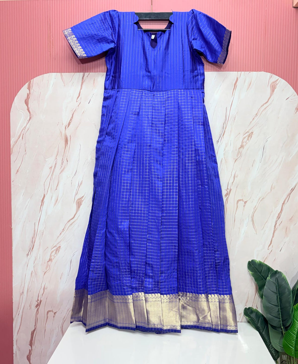 Scallop Neck Zari Border Checked Frock